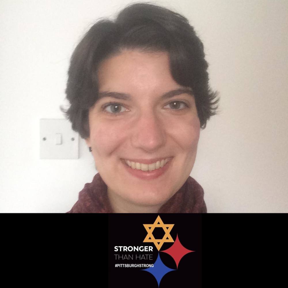 Meet your Posher, Laura